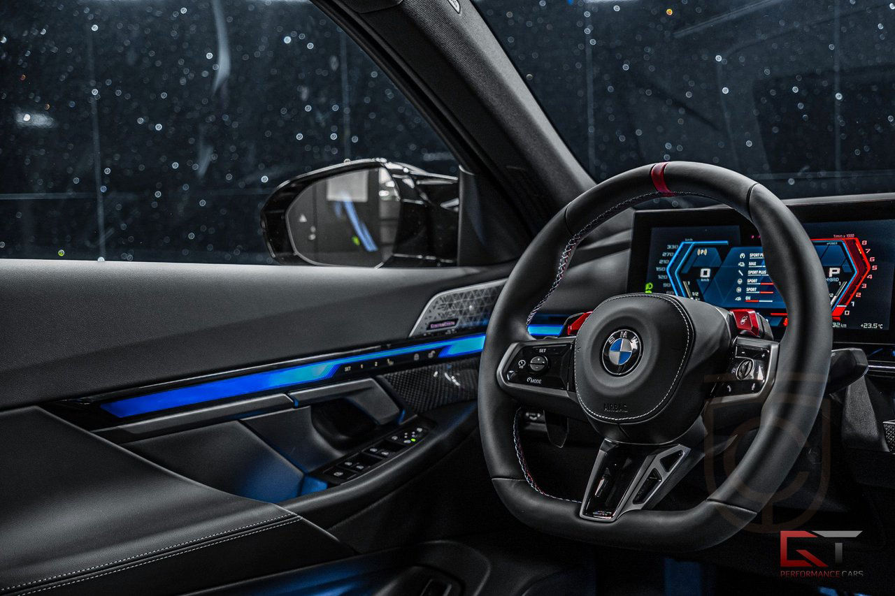 BMW M5 G90