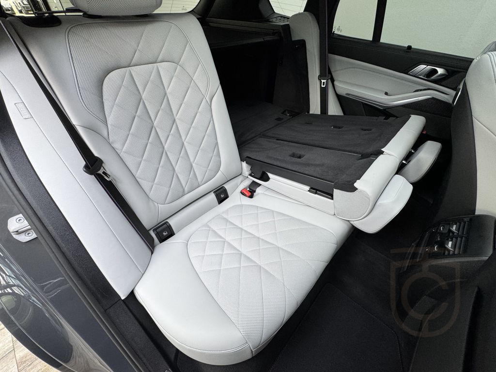 BMW X5 xDr30d M Sport Pro 22Zoll Luftfeder ACC 360°