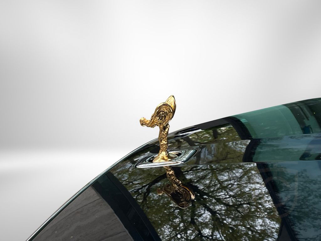 Rolls-Royce Ghost II - Bespoke/Gold SOE