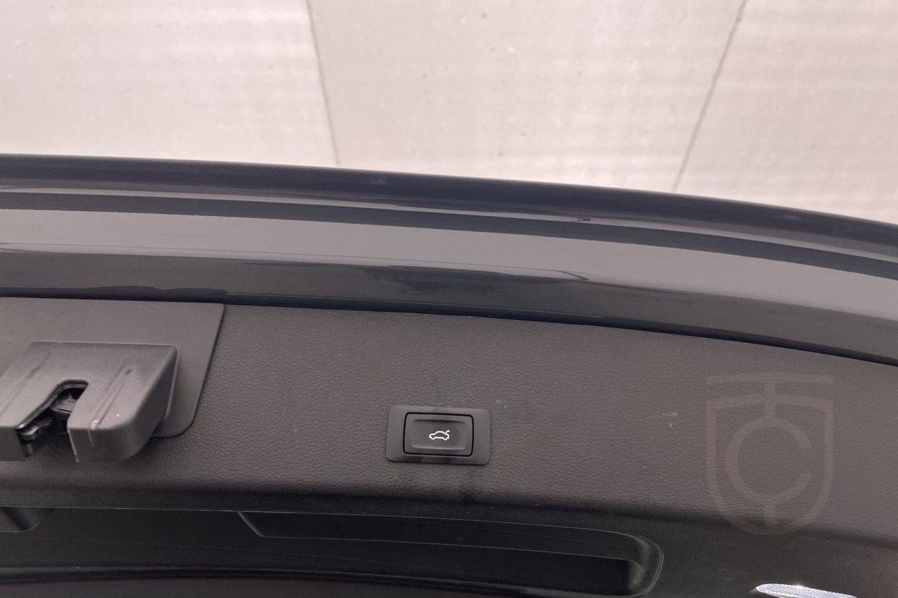 Audi Q8 50 e-tron Quattro