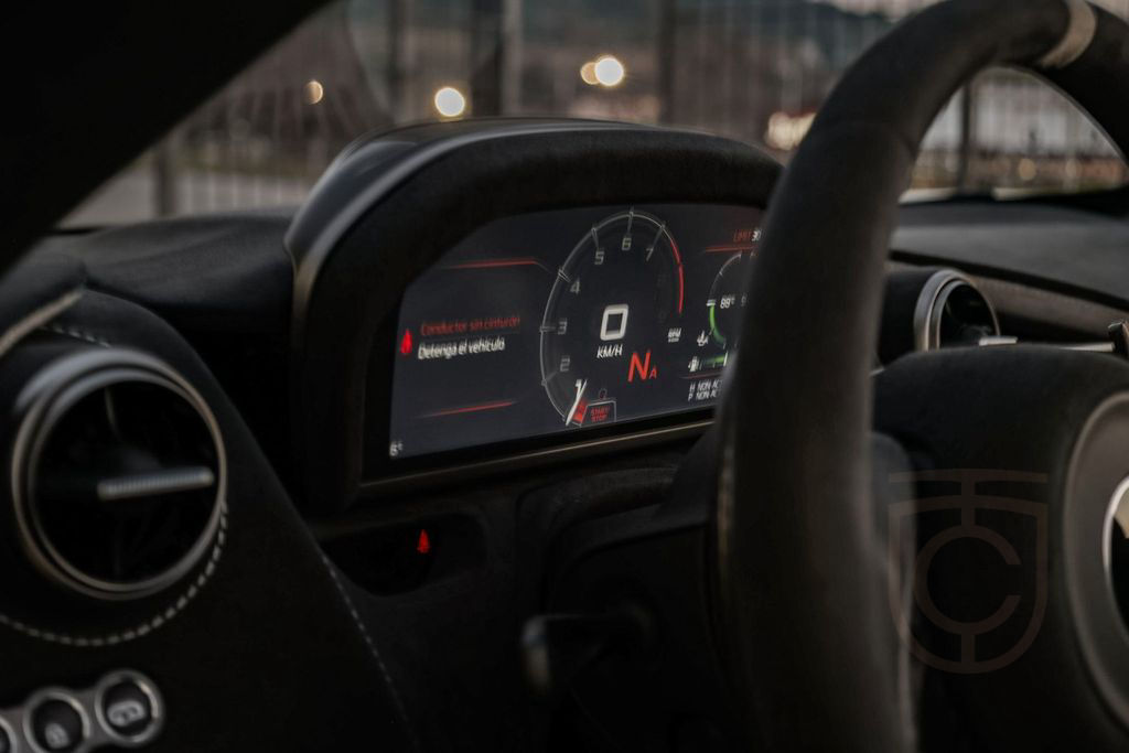 McLaren 765LT SPYDER