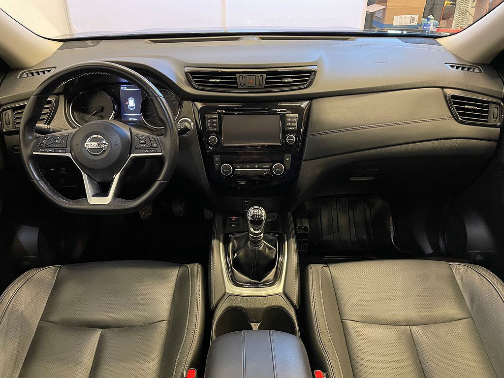 Nissan X-Trail 1.7dCi Tekna 7-sits Pano M-värm 150hk