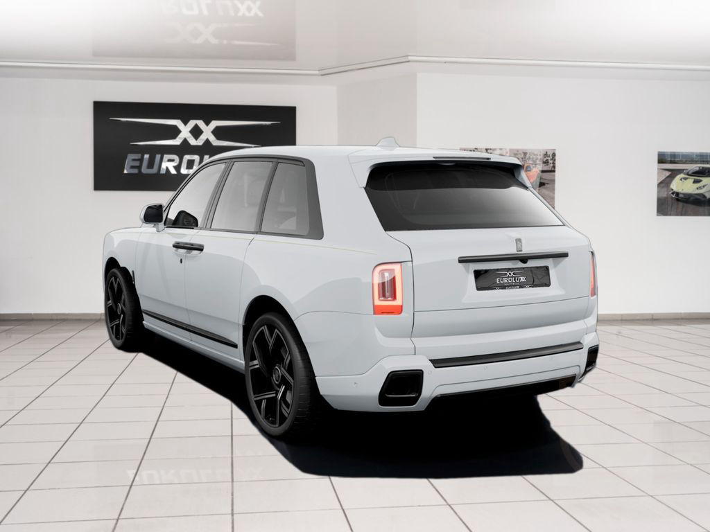 Rolls-Royce Cullinan Series II Black Badge /4Seats