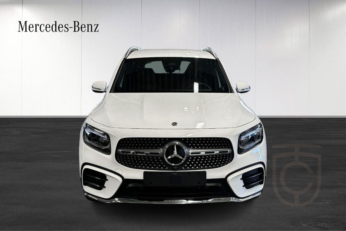 Mercedes-Benz GLB 200