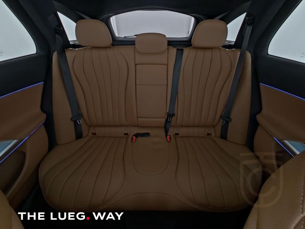 Mercedes-Benz E 220 d T 4M Aut. Avantgarde+Pano+Air+DLight+Sth
