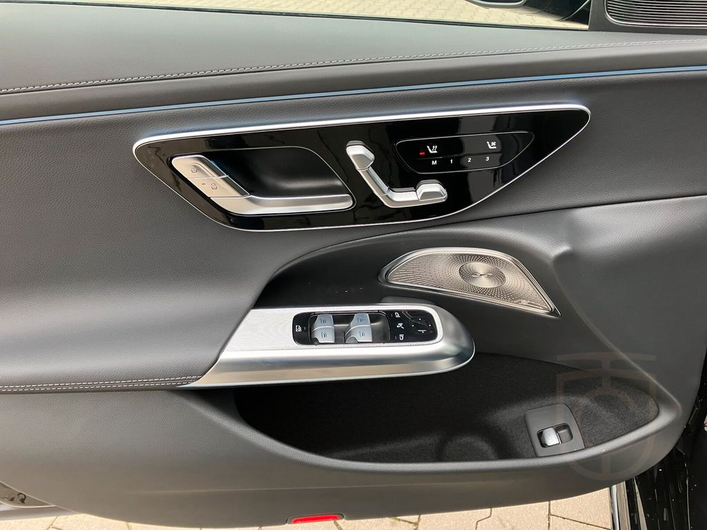 Mercedes-Benz E 300 T de 4M AMG Line Sitzklima*Multi Sitz*Pano