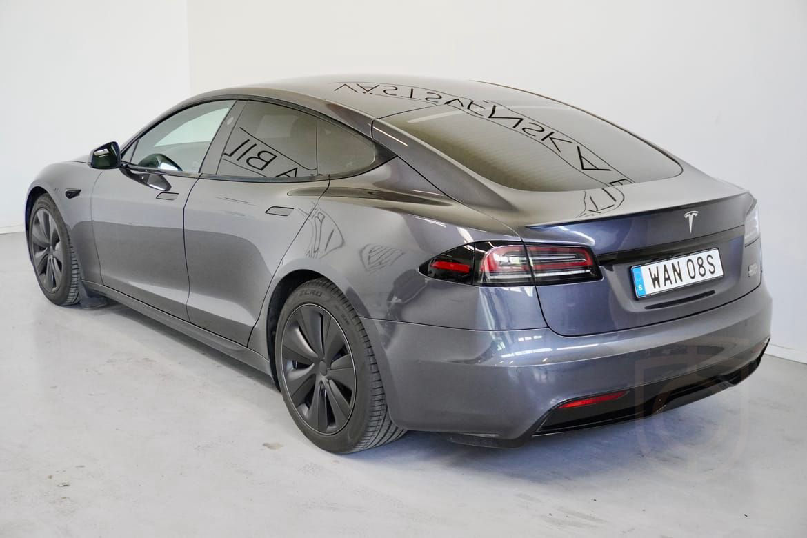 Tesla Model S Plaid