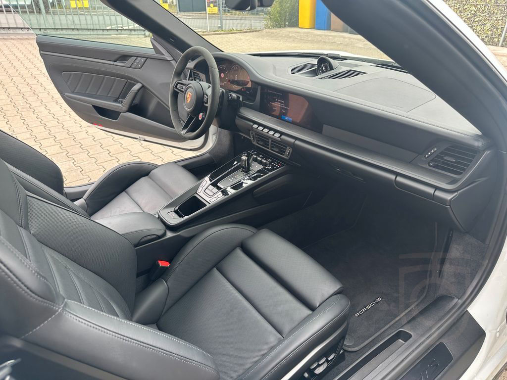 Porsche 992 GTS Cabrio/ T-Hybrid/BOSE/Matrix/Sitzklima
