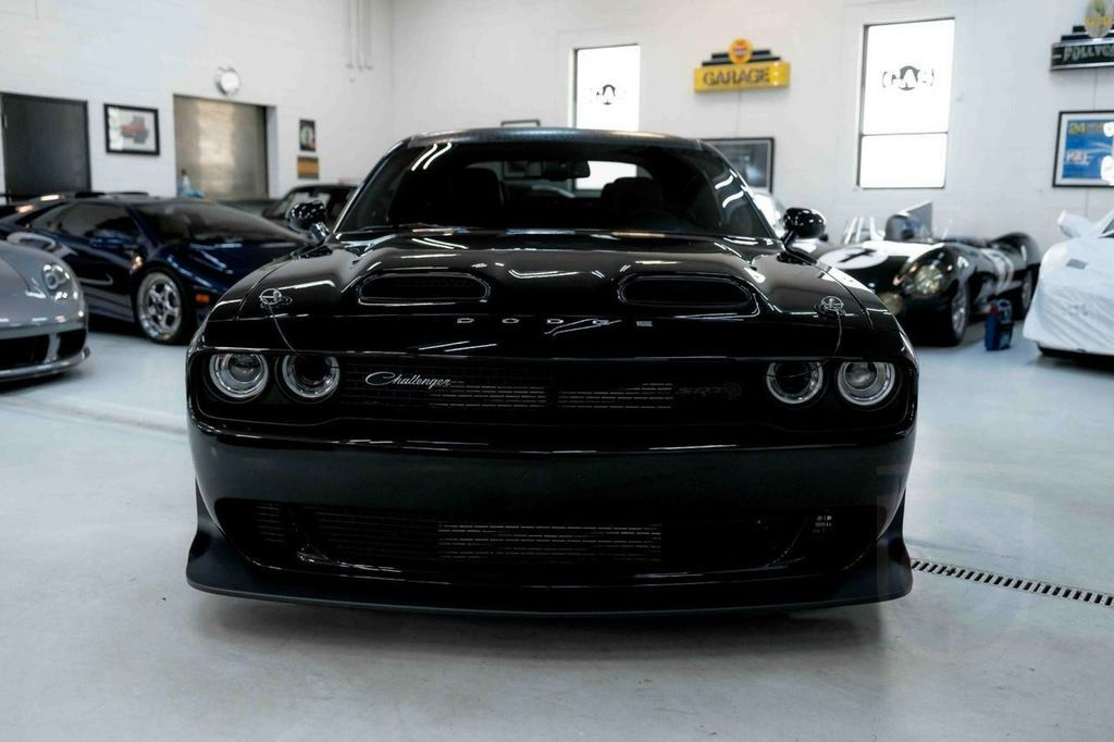 Dodge Challenger Hellcat Black Ghost Special Edition