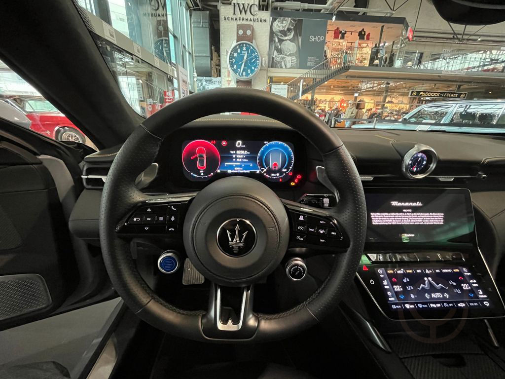 Maserati GranCabrio 3.0 V6 Trofeo Auto *Maserati Köln*