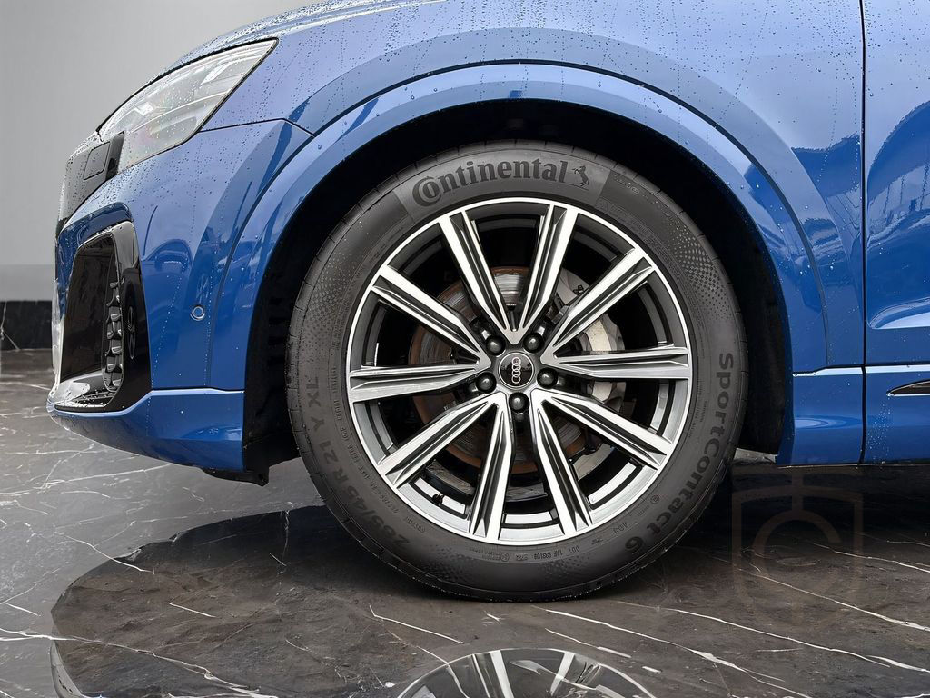 Audi Q8 55 TFSI +S-LINE+ADAPAIR+AHK+360°+OPTIK+MATRIX