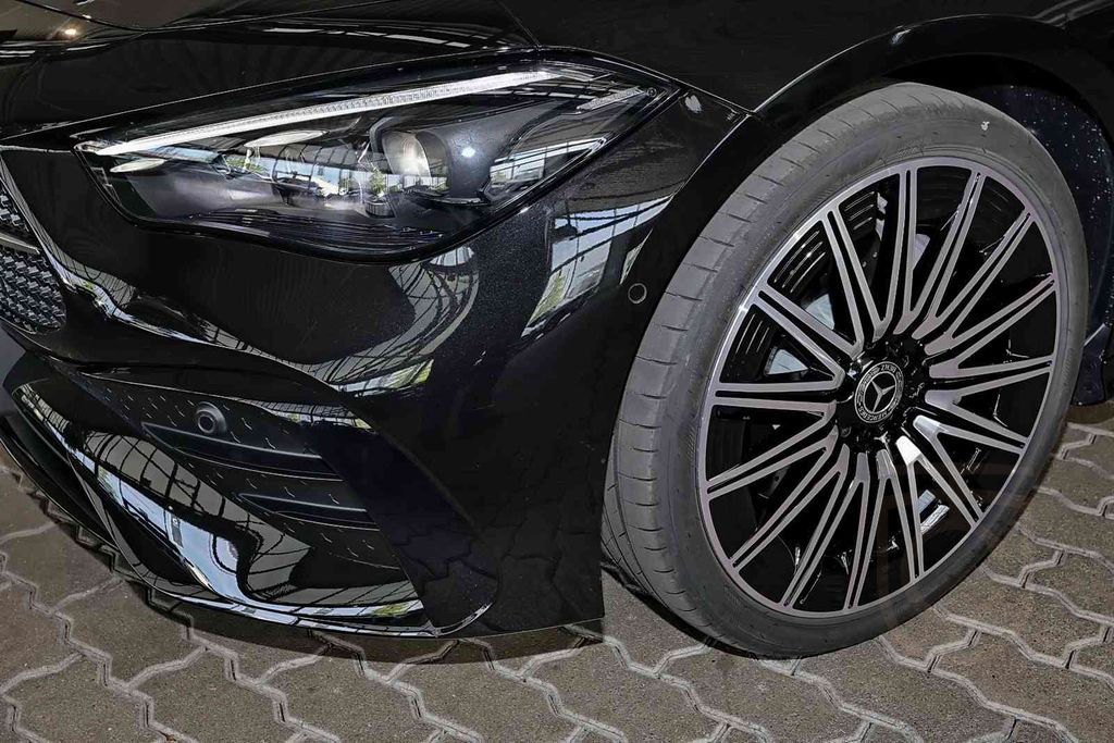 Mercedes-Benz CLE 300 4M Coupé Distronic+360°+DI-LED+Pano+HuD