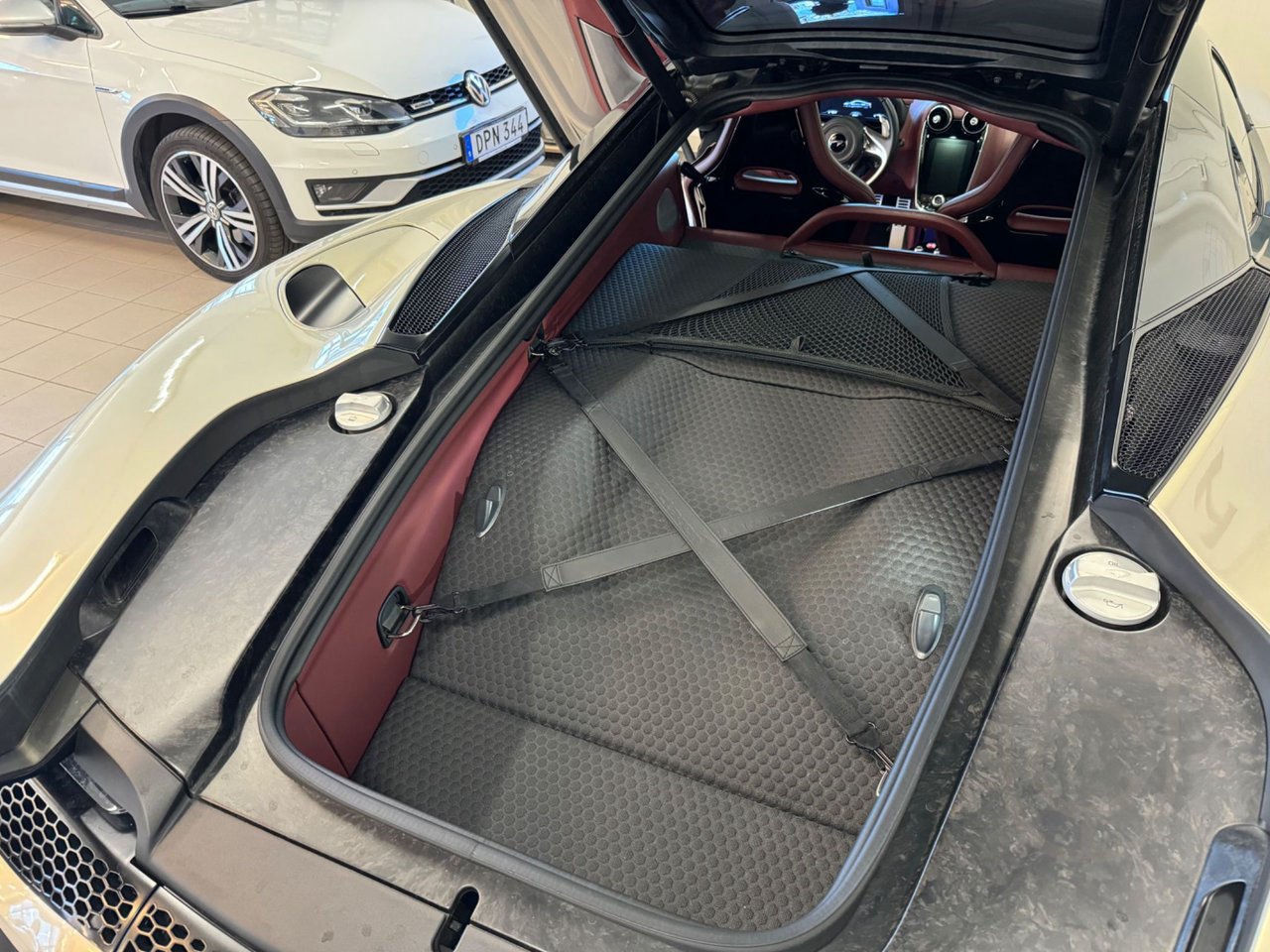 McLaren GT 4.0 V8 SSG Premium