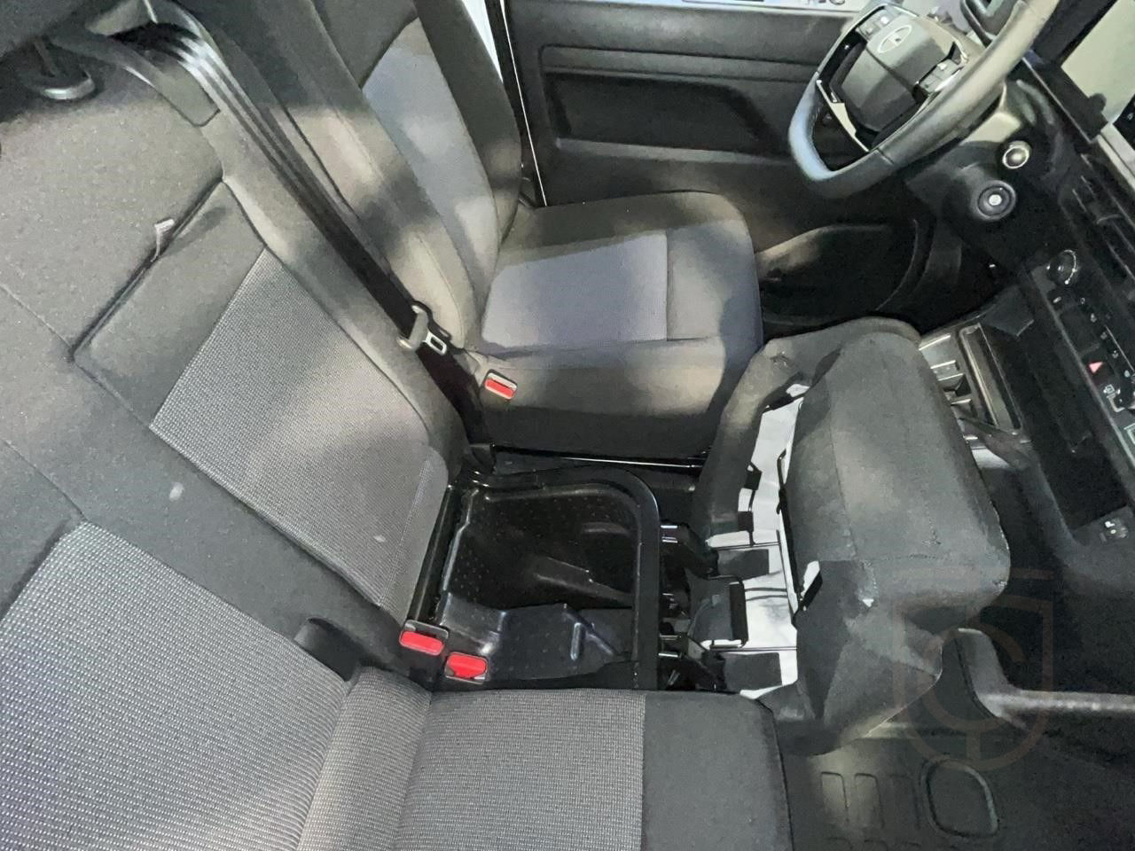 Opel Vivaro L3 145 AT8