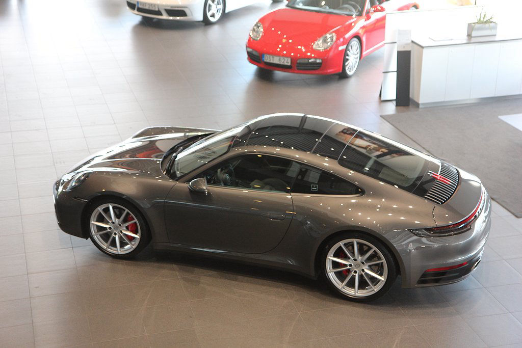 Porsche 911 992 Carrera 4S