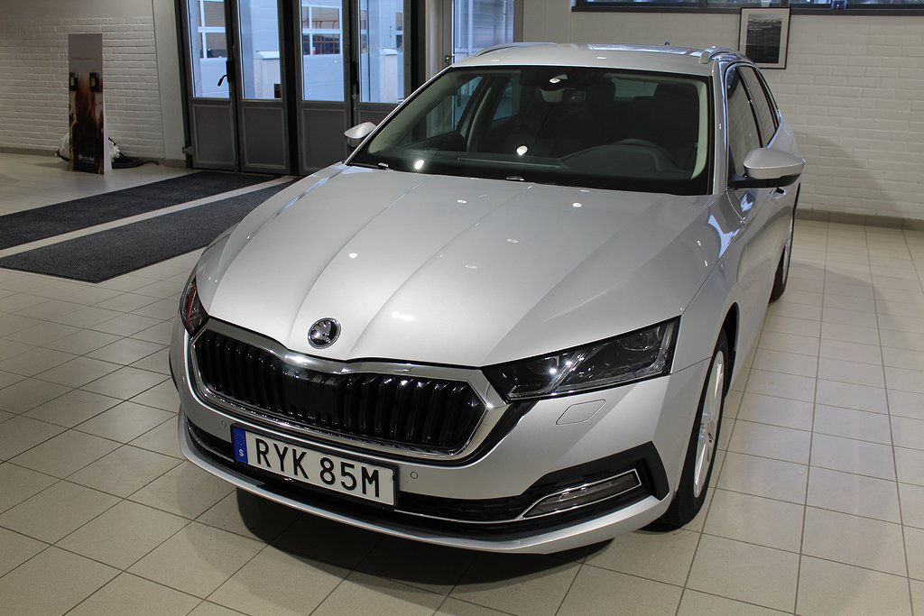 Skoda Octavia 1.0 TSI 110 (Drag/navigation)