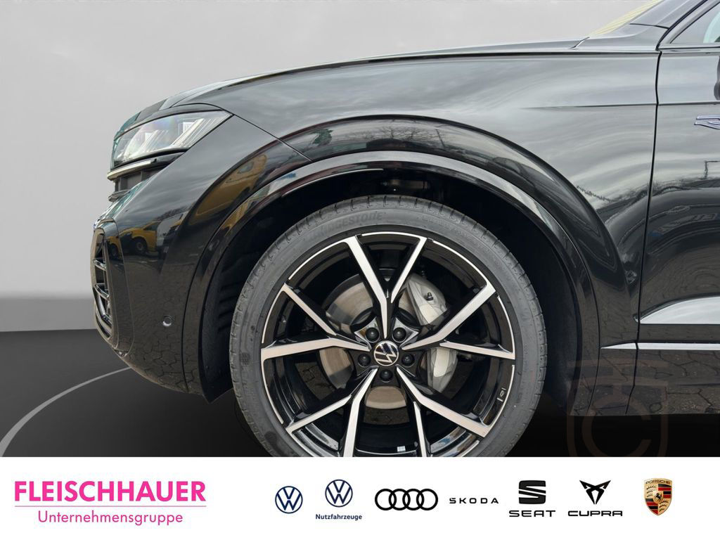 Volkswagen Touareg R-Line 3,0 TDI 4Motion HUD Luftfederung