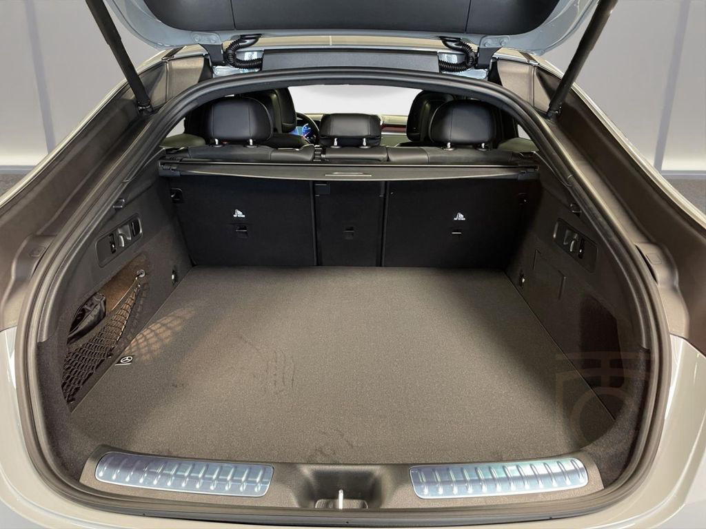 Mercedes-Benz GLC 300 d 4M EDITION AMG NIGHT AHK DISTR PANO 36