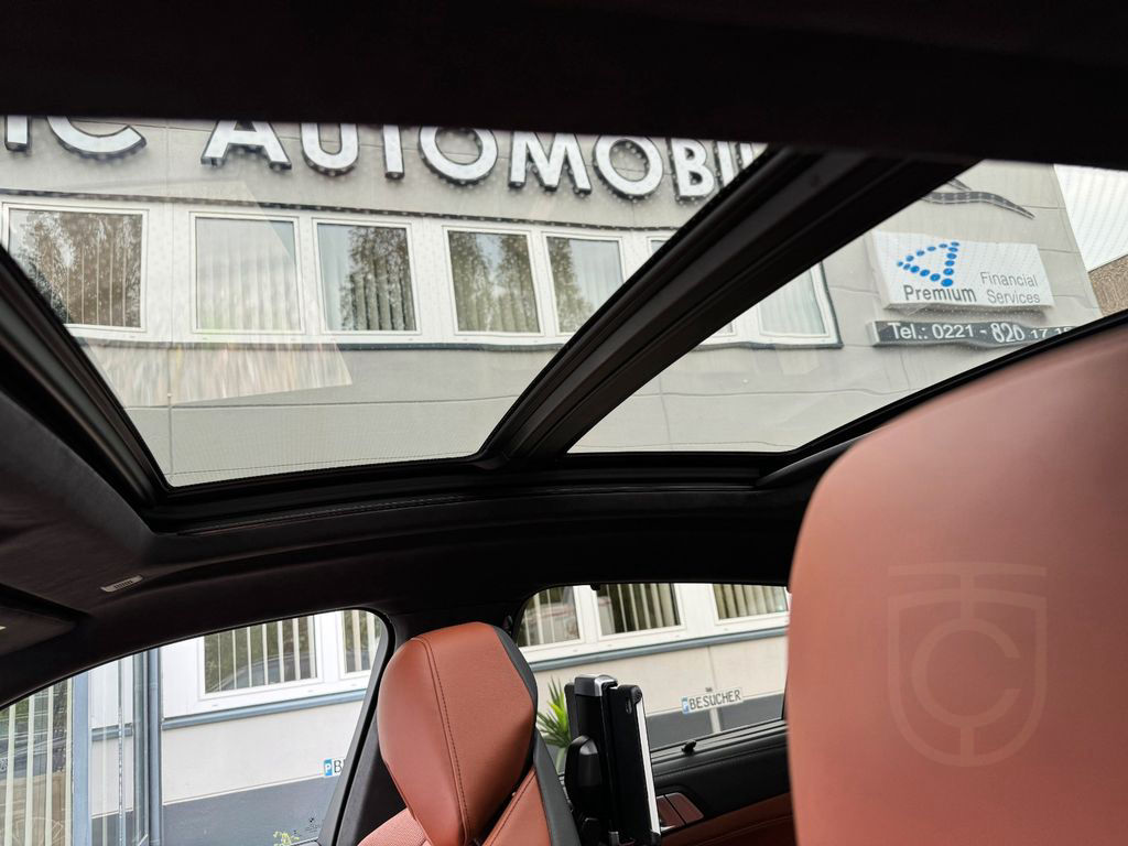 BMW X6 M60i xDrive /M Sitze/Integral/Pan/NP 150.000€
