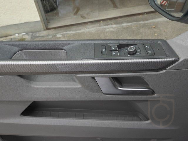 Volkswagen T6.1 California Ocean 2.0 TDI DSG LED NAVI ACC