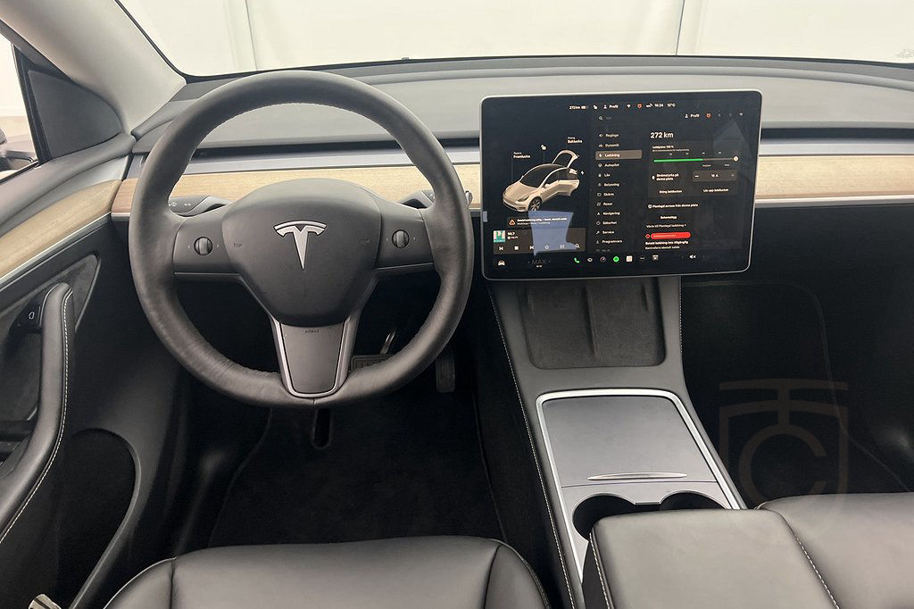 Tesla Model Y Long Range AWD