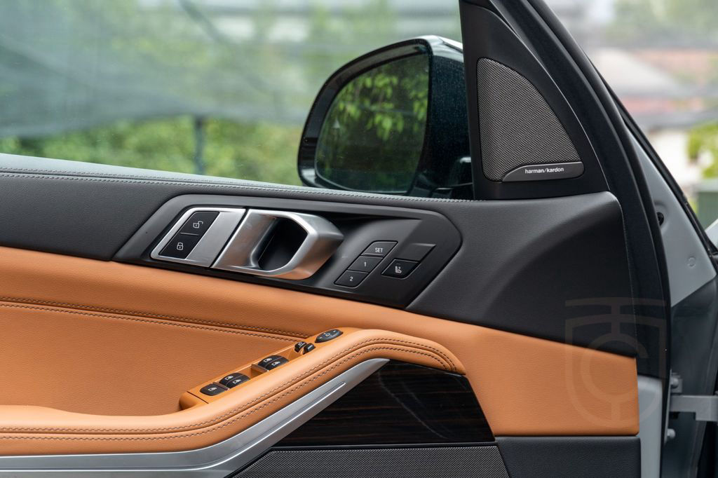 BMW X5 30d M SPORT.DR.ASS.PANORAMA.LUFTFE.H/K.360°