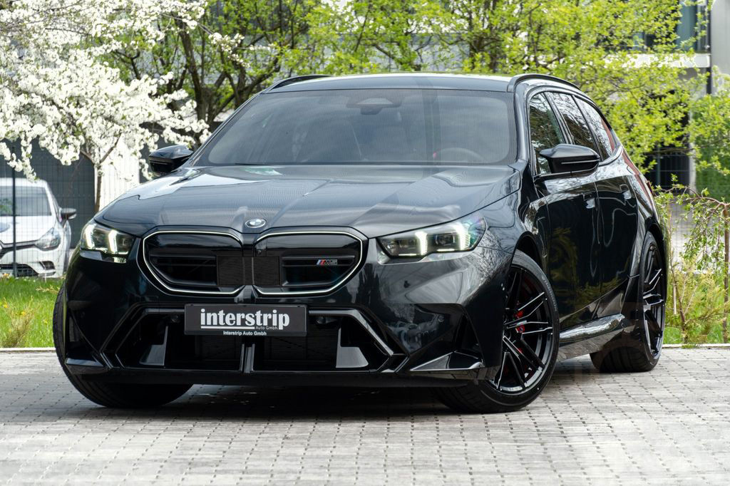 BMW M5 TOURING.DR.ASS.LED.PANORAMA.B&W.360°.AHK.