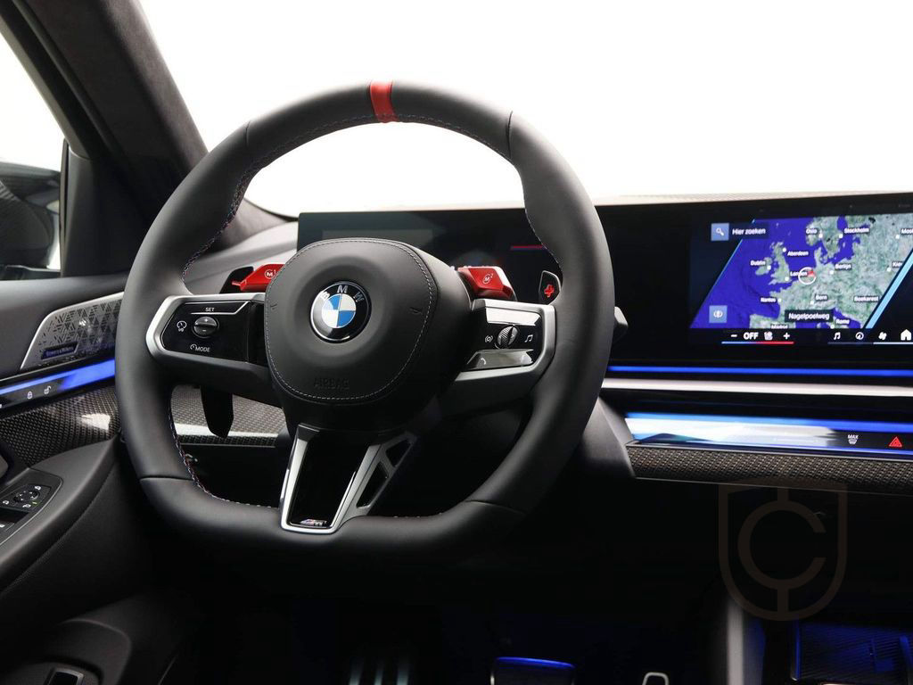 BMW M5 Sedan
