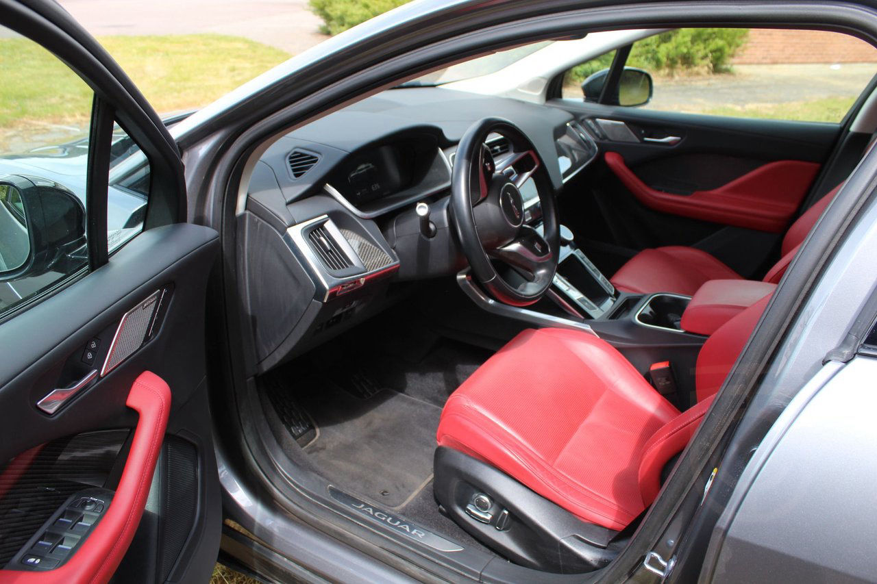 Jaguar I-Pace EV400, Performance Seats, 22",