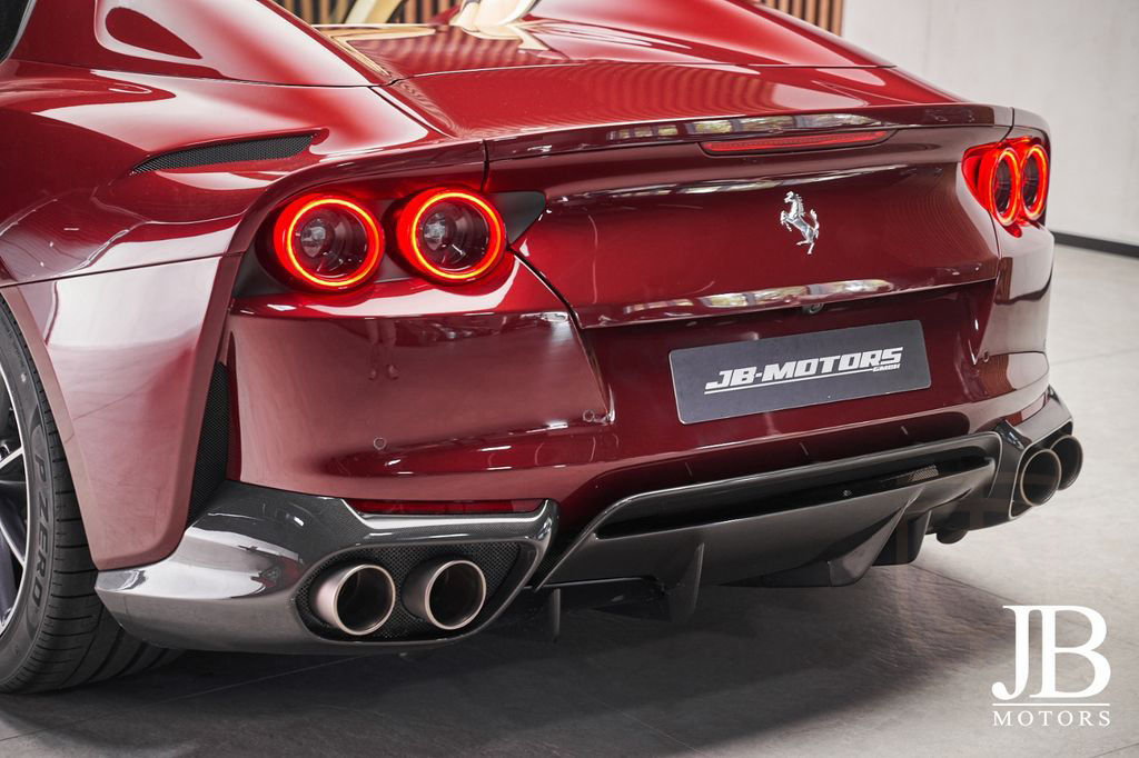 Ferrari 812 GTS Lift Full Carbon Passenger JBL 360° NEW