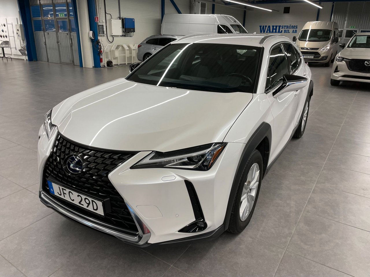 Lexus UX 250h CVT