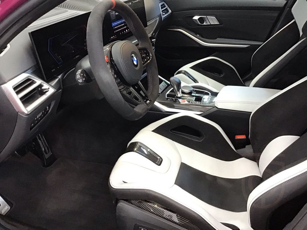 BMW M3 Competition M xDrive Tour. CarbonSchalensitze