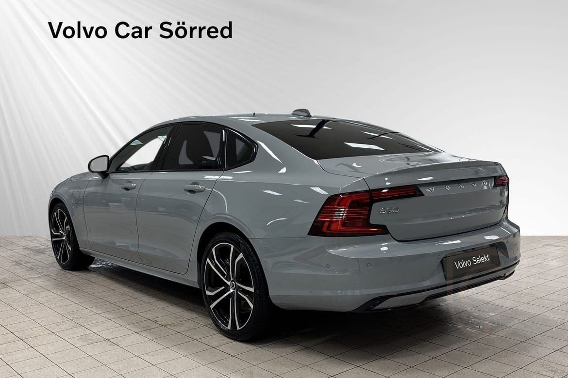 Volvo S90 Recharge T8 Ultimate Dark