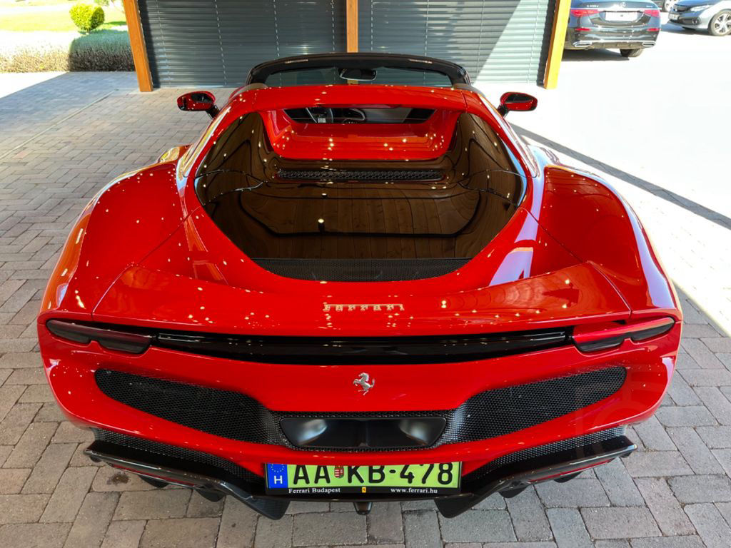 Ferrari 296 GTS