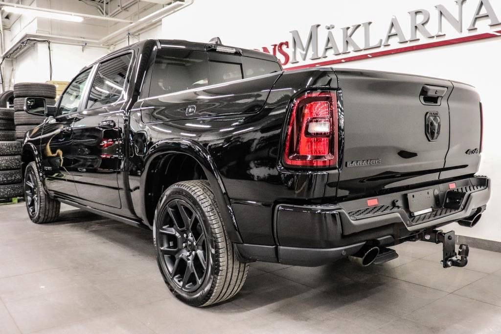 Dodge RAM 1500 LARAMIE NIGHT EDITION PREMIUM RAMBOX MULTITAI