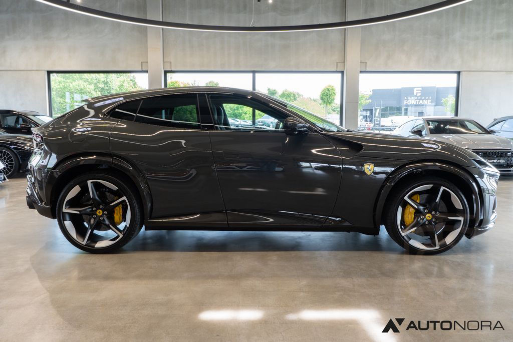Ferrari Purosangue Carbon Lift Pano Matrix Massage