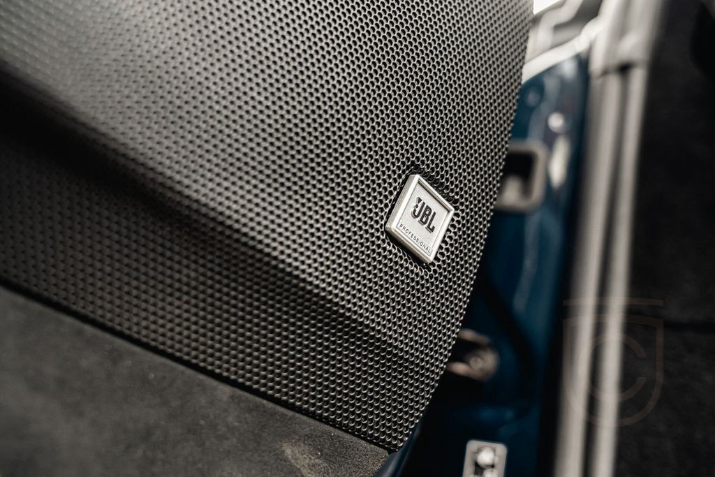 Ferrari SF90 Spider 4.0 V8 | Blu Pozzi | Daytona Seats C