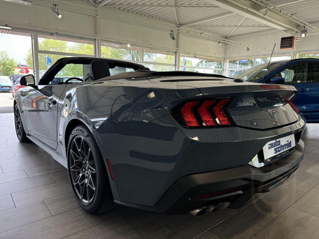 Ford Mustang Convertible GT