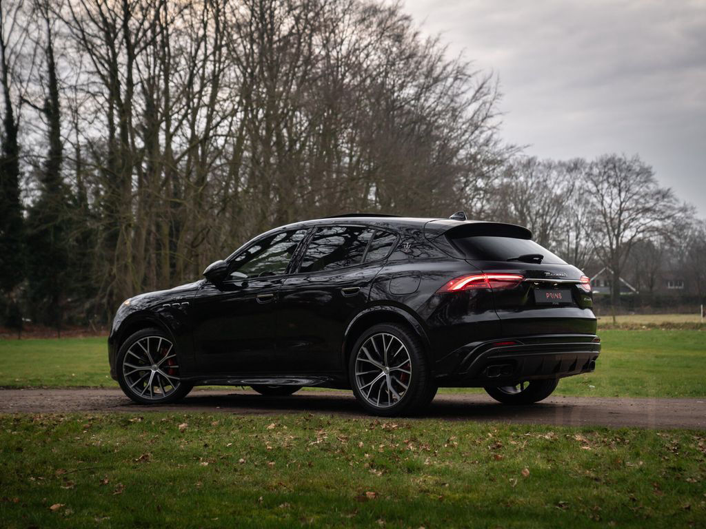 Maserati Grecale 3.0 V6 Trofeo 530pk | Sonus Faber | pano