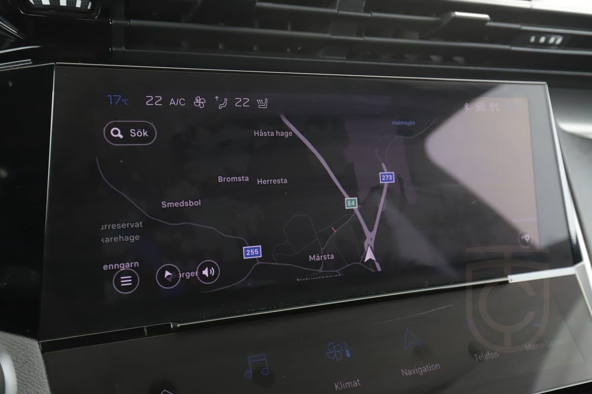 Peugeot 408 Plug-In Hybrid 225 EAT 166kW 2022