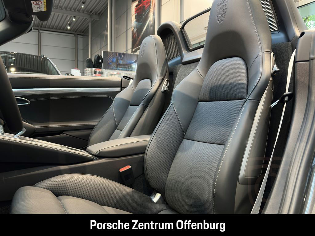 Porsche Boxster 718 Style Edition