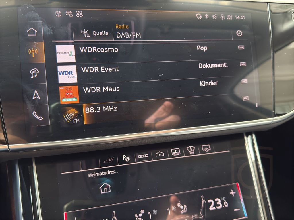 Audi A8 60 TFSIe Q BuO HD-MATRIX AFA HuD 360°