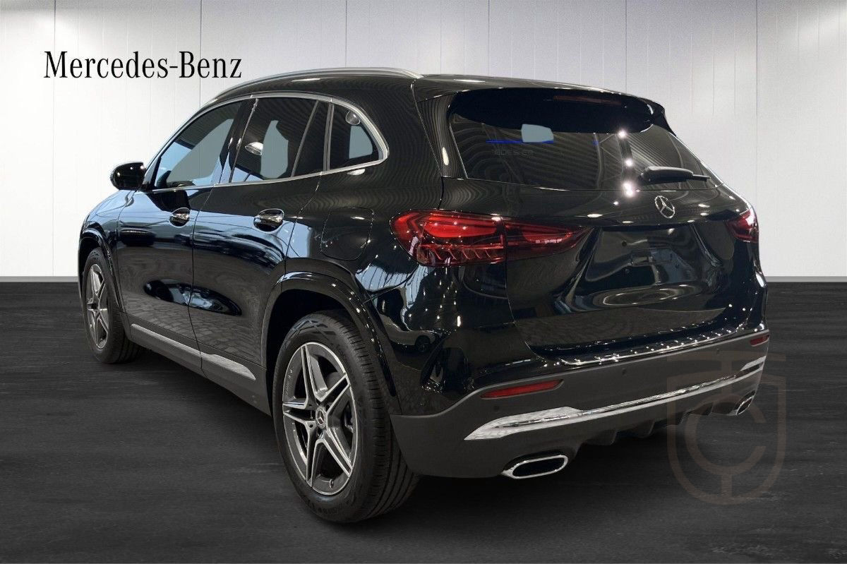 Mercedes-Benz GLA 200 AMG-Line Premium