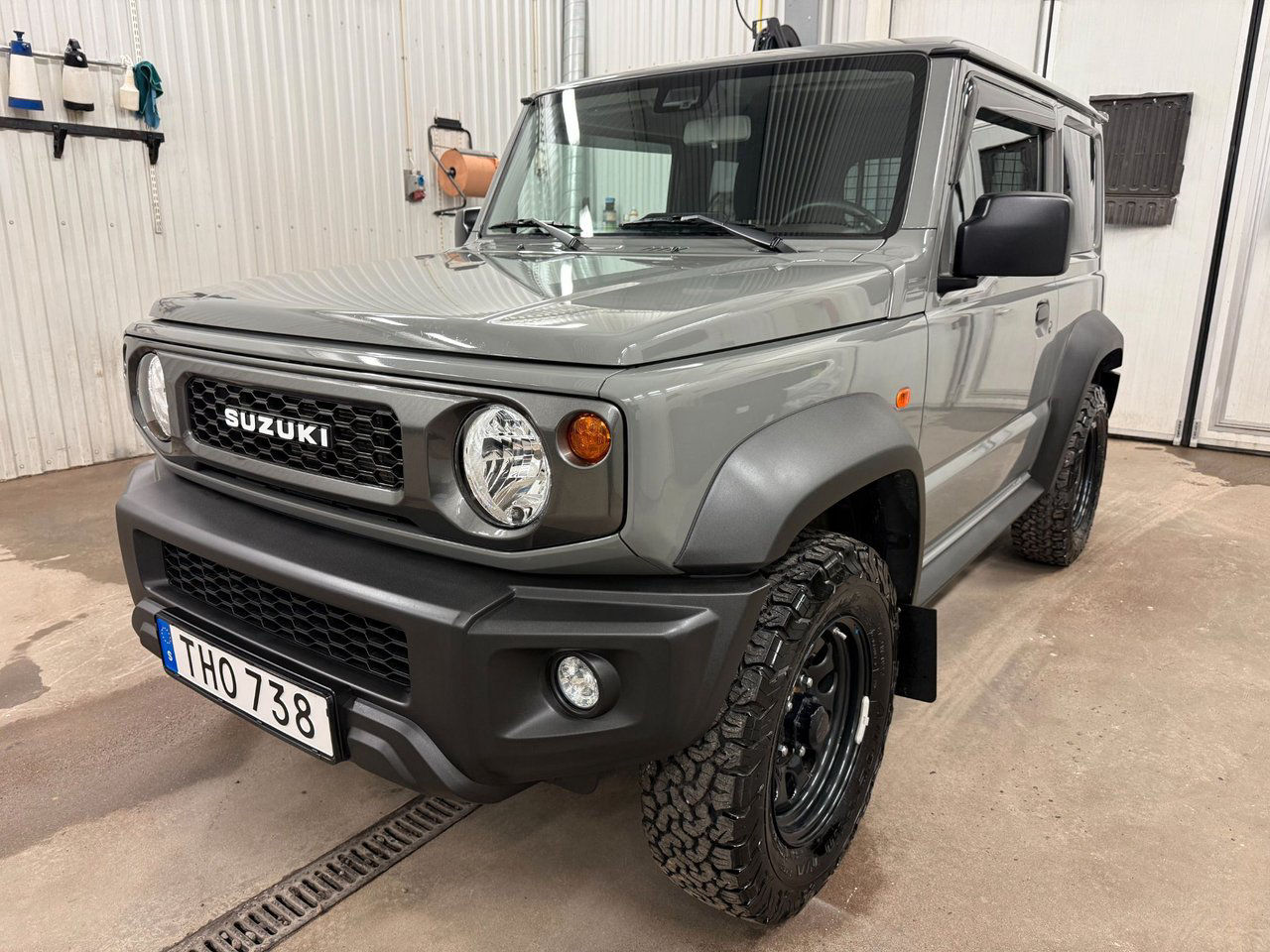 Suzuki Jimny 1.5 Allgrip Rhino Edition 4x4