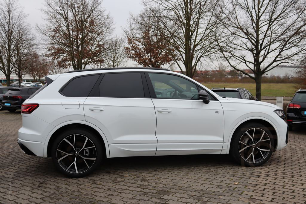 Volkswagen Touareg R-Line 3.0 BlackSty Allrlenk Nacht Luftf