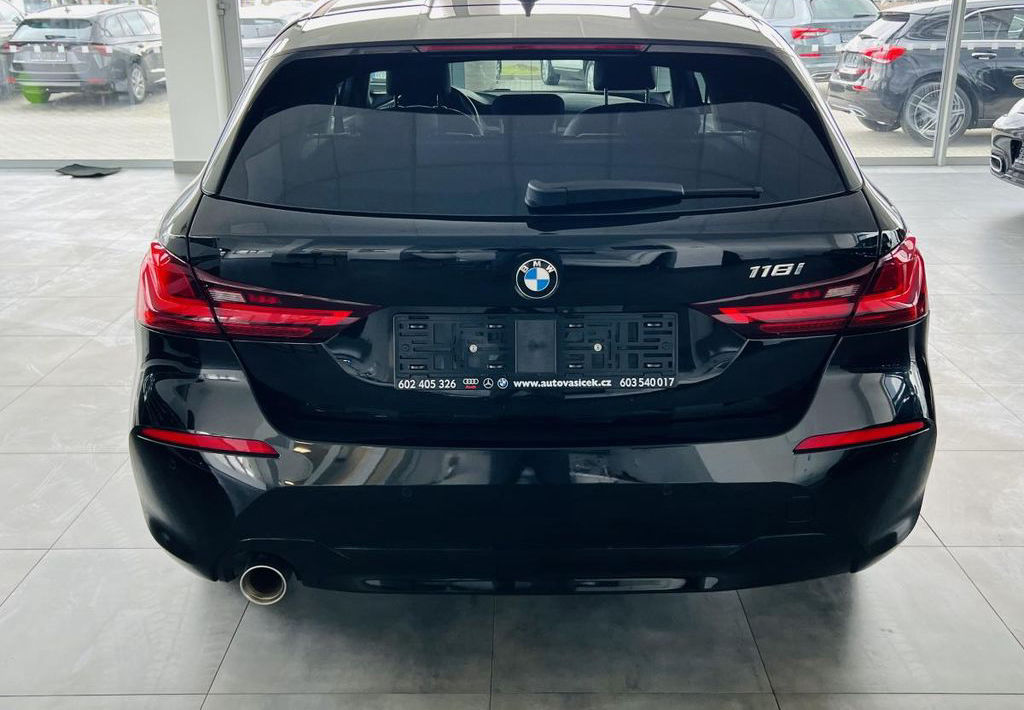 BMW 1