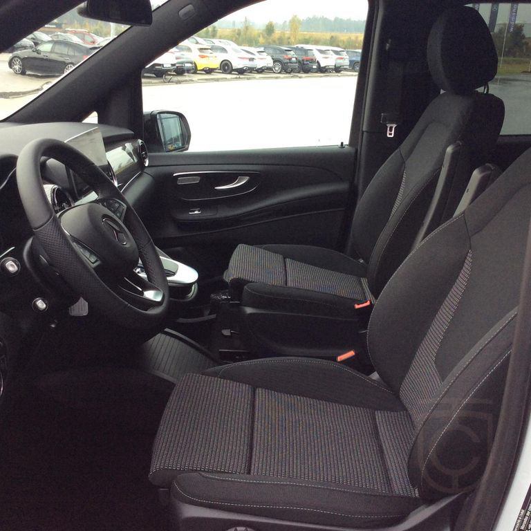 Mercedes-Benz EQV 300 lang (7 Sitzer) SpurW Sport Navi ACC LM