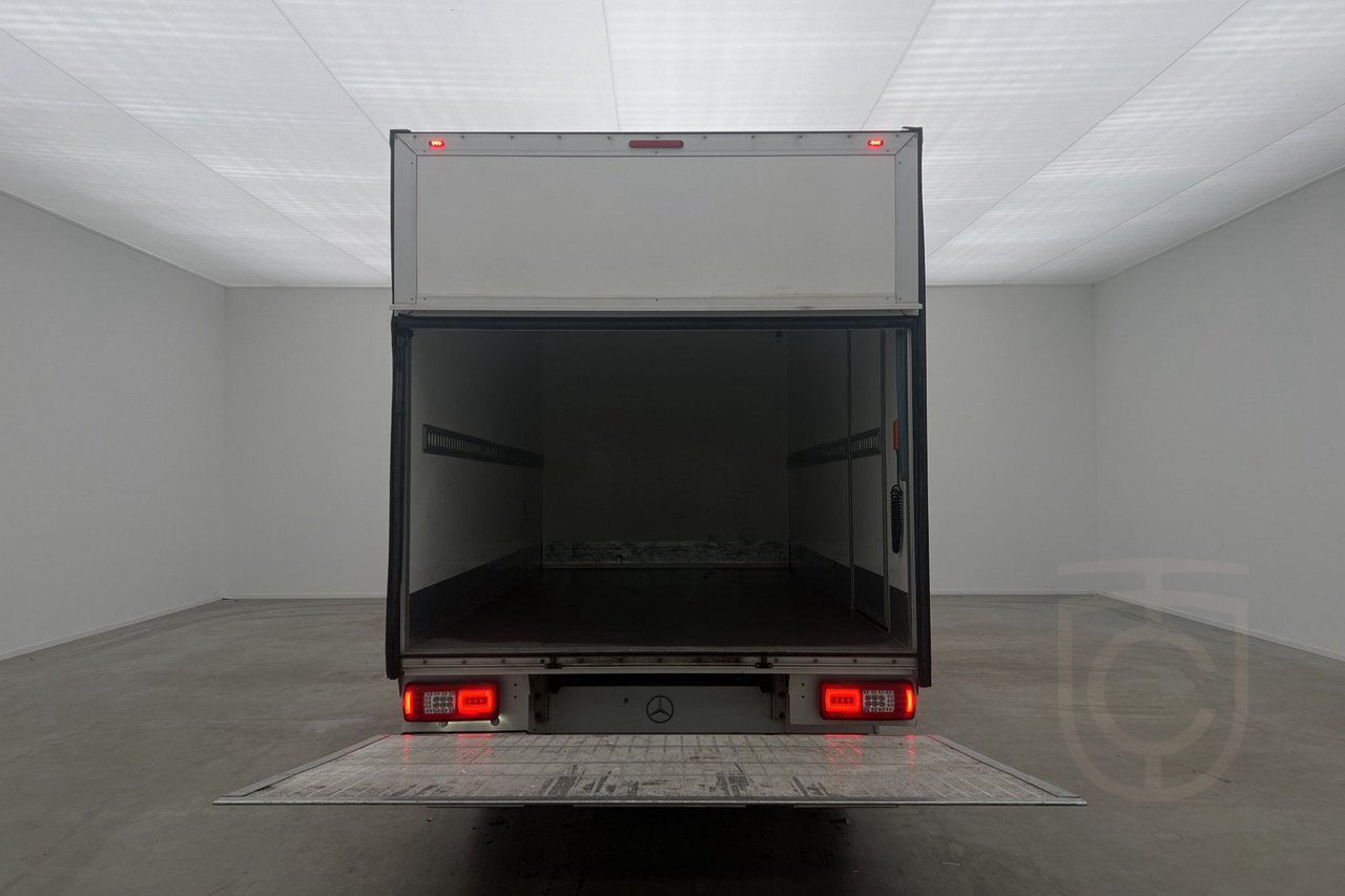 Mercedes-Benz Sprinter 317