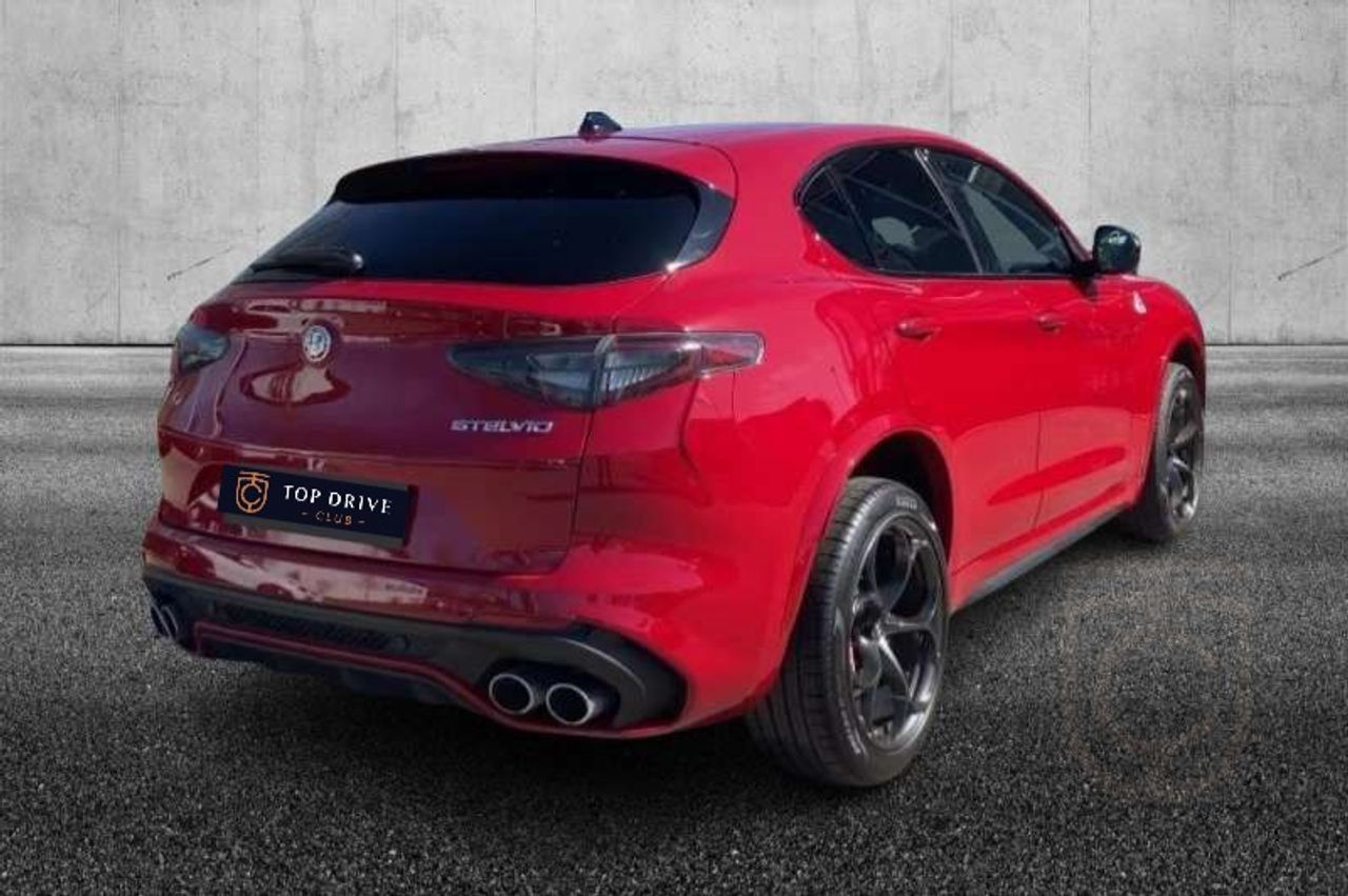 Alfa Romeo Stelvio 2.9 Bi-Turbo V6 520k Q4
