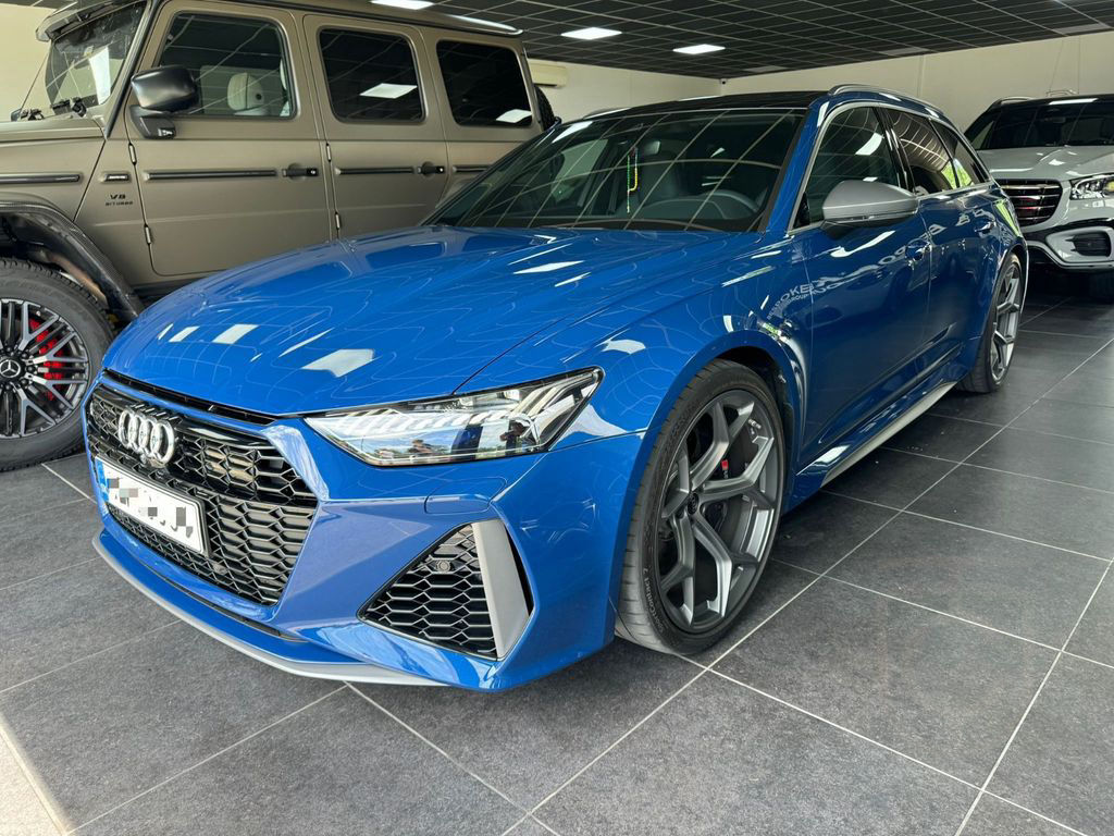 Audi RS 6 Avant quattro performance- Matrix-B&O-Hitch